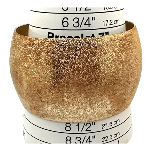 Mod Wide Bangle Gold Metallic Bracelet Textured Shimmer  Retro Chic Bold Vintage - Picture 7 of 7